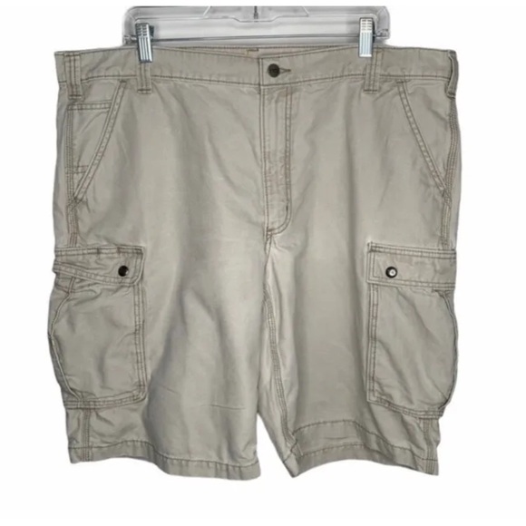 Carhartt Mens Relaxed Fit Cargo shorts size 42 - Picture 1 of 4